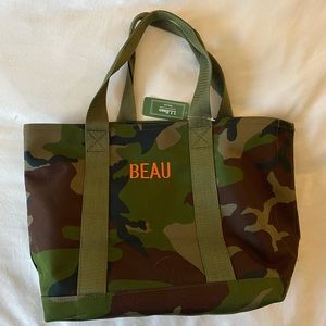 NWT L.L. Bean medium camo tote - Beau